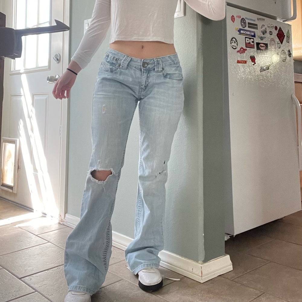 Light wash, low rise Aeropostale denim